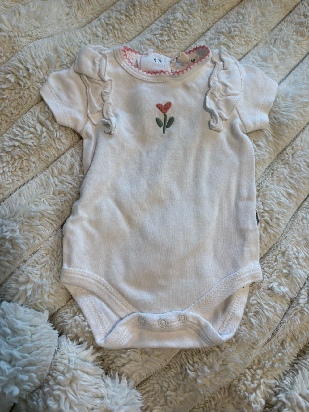 7/$30 Rabbit + Bear White Infant Onesie with Pink Heart Flower Embroidery